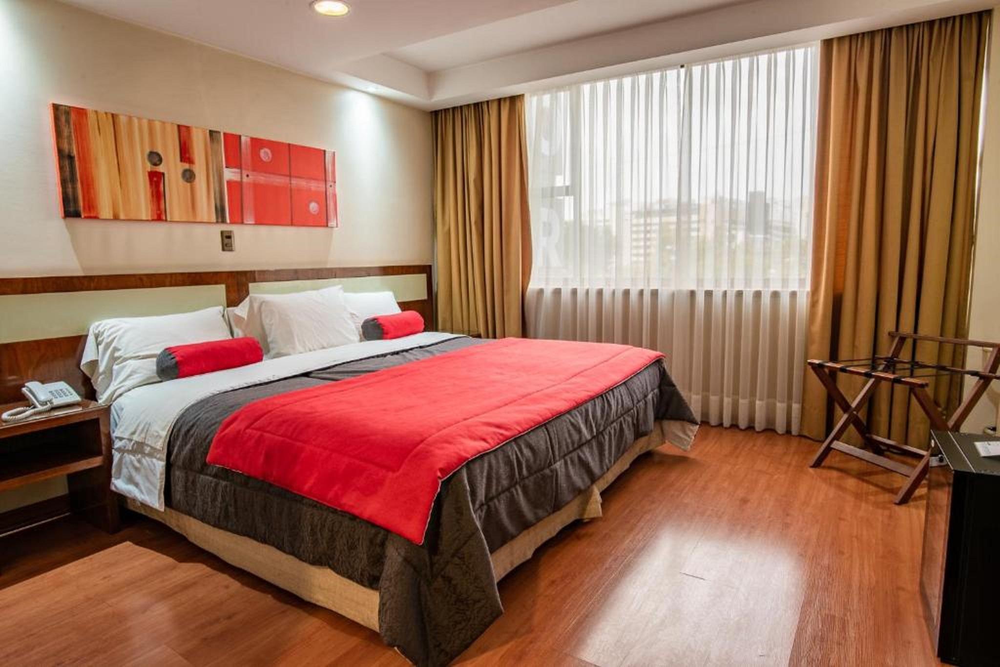 Hotel Libertador Santiago Buitenkant foto