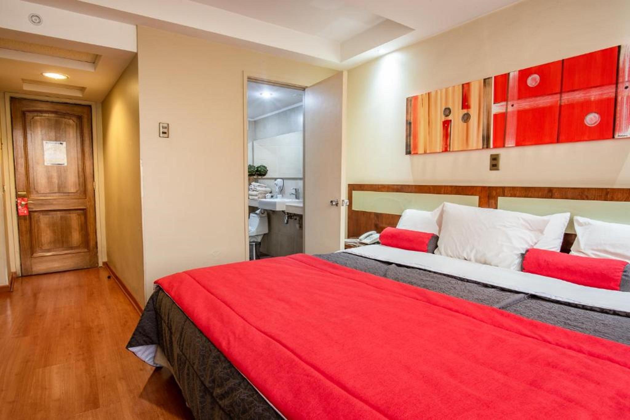 Hotel Libertador Santiago Buitenkant foto