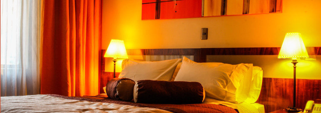 Hotel Libertador Santiago Buitenkant foto