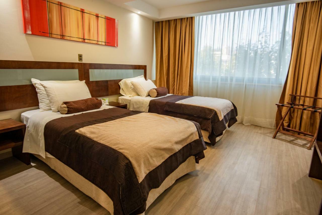 Hotel Libertador Santiago Buitenkant foto